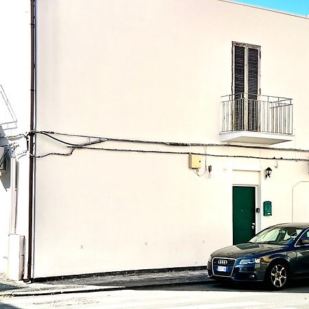 Il Mondo Catania Luaran gambar